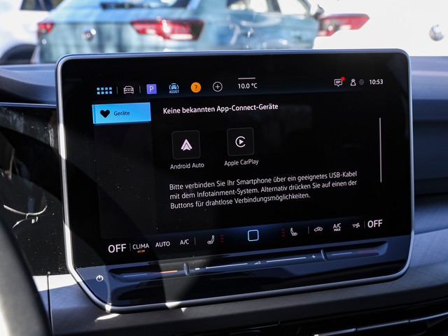 Volkswagen Golf VIII 1.5TSi Life ACC AppConnect LED Alu Sitzheiz. Parkpilot