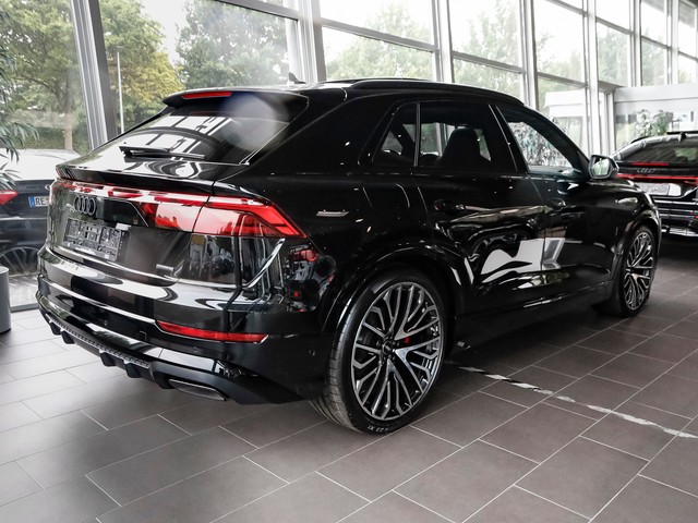 Audi Q8 SUV TDI quattro UPE 130.255,00 2 x S line Business ACC HD-Matrix Pano AHK