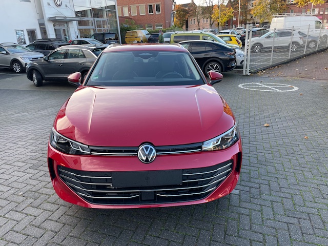 Volkswagen Passat Variant 1.5 eTSi DSG Business R-Kamera Navi 17Zoll elektr. Heckklappe ACC SideAssist