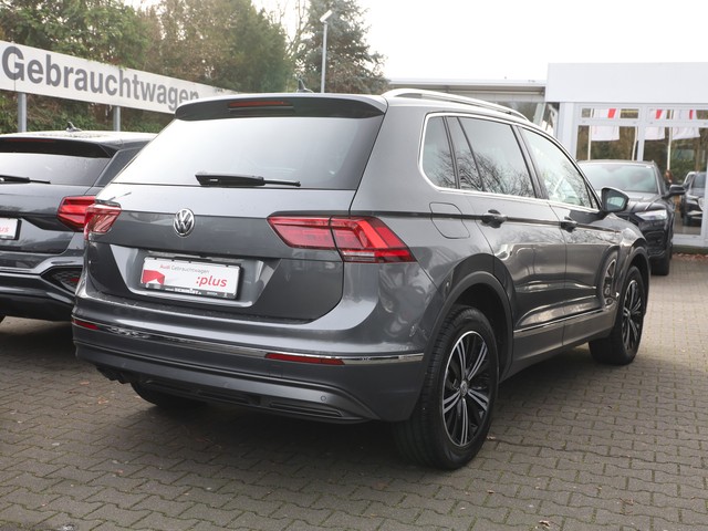 Volkswagen Tiguan 2.0 TDI 4Motion Highline ACC LED AHK Kamera LM18 DAB