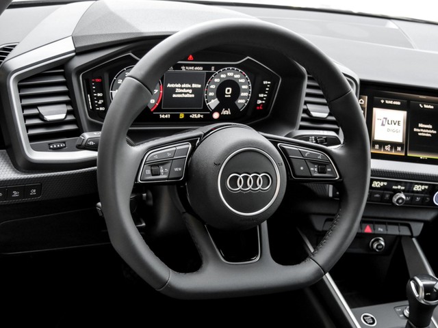 Audi A1 30 TFSI Stronic allstreet Sportsitze+LED+Kamera+APS+GRA+