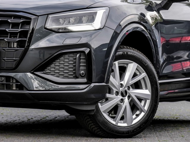 Audi Q2 40 quattro advanced BLACKPAK CAM ACC E-KLAPPE