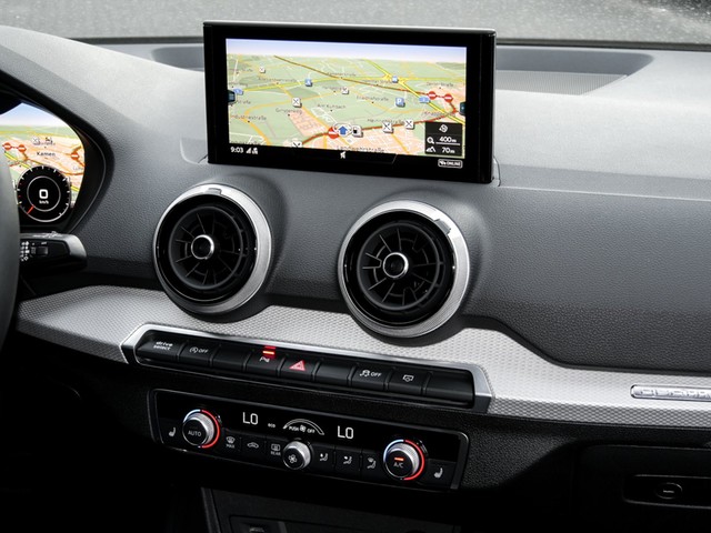 Audi Q2 40 quattro S LINE BLACKPAK CAM ACC LM18 NAVI+