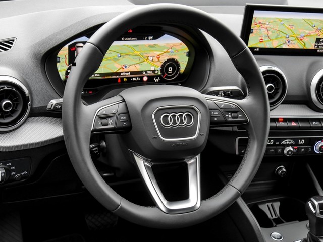 Audi Q2 40 quattro S LINE BLACKPAK CAM ACC LM18 NAVI+