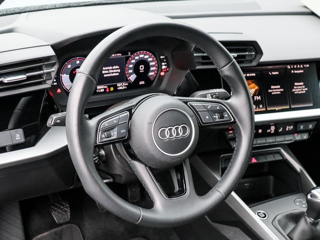 Audi A3 Sportback 30 advanced LED LM17 SITZHEIZUNG