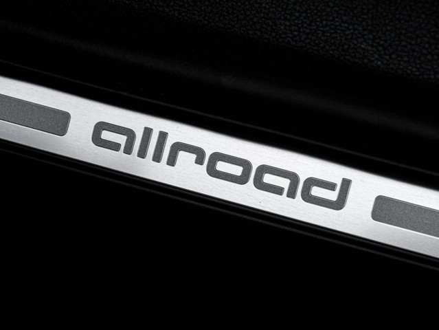 Audi A4 allroad quattro 40 TDI S tronic Businesspaket+Lenkradheizung
