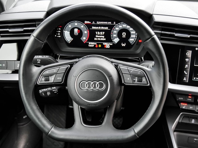 Audi A3 Sportback 30 S LINE ACC LM17 LED SITZHEIZUNG