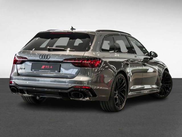 Audi RS4 Avant tiptronic RSDynamikpaket+MatrixLED+B&O+Pano