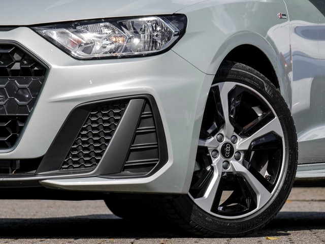 Audi A1 Sportback 25 S LINE LM17 LED VIRTUALCOCKPIT