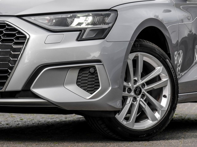 Audi A3 Sportback 30 advanced LED LM17 SITZHEIZUNG