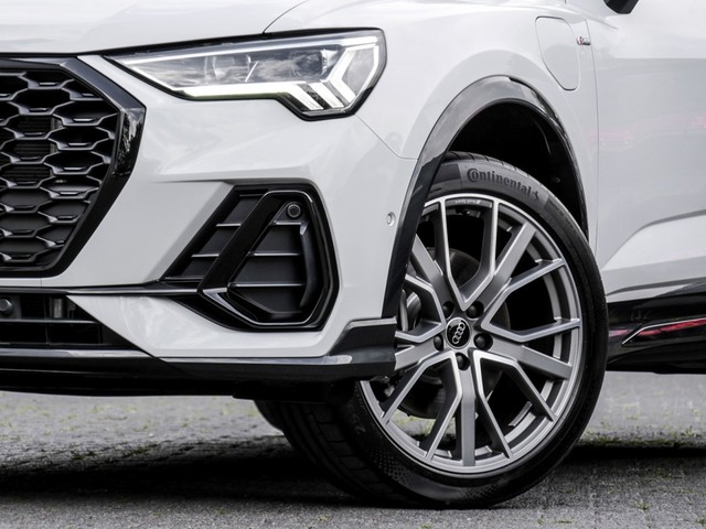 Audi Q3 Sportback 45 HYBRID S LINE BLACKPAK AHK LM20