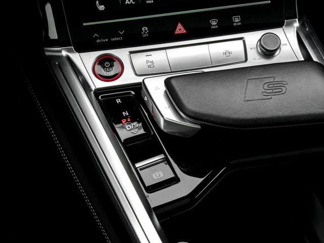 Audi e-tron S Sportback quattro BLACKPAK PANO AHK B&O