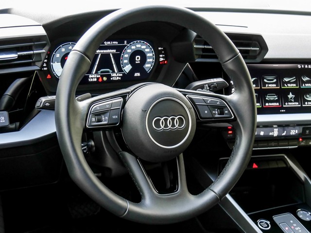 Audi A3 Sportback 30 advanced LED LM17 EKLAPPE SITZH.