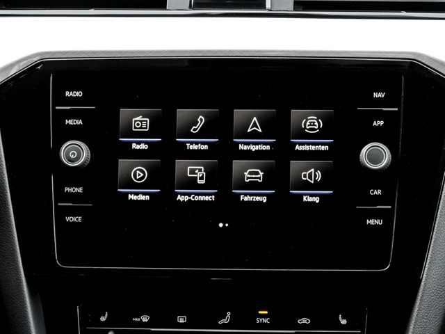 Volkswagen Passat Variant 1.5 BUSINESS ACC LED ALU NAVI