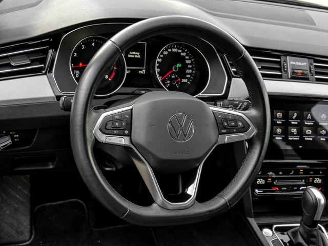 Volkswagen Passat Variant 1.5 BUSINESS ACC LED ALU NAVI