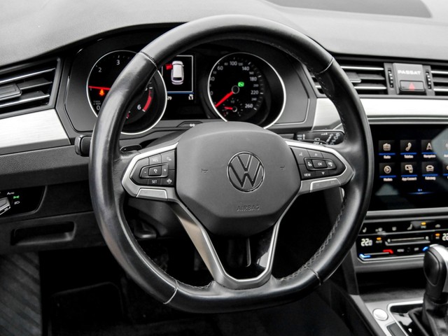 Volkswagen Passat Variant 2.0 CAM ACC ALU LED NAVI SITZHEIZ