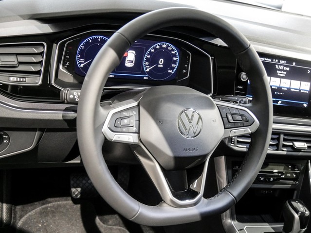 Volkswagen Taigo 1.5 STYLE PANO AHK CAM LM17 NAVI SITZHEIZUNG