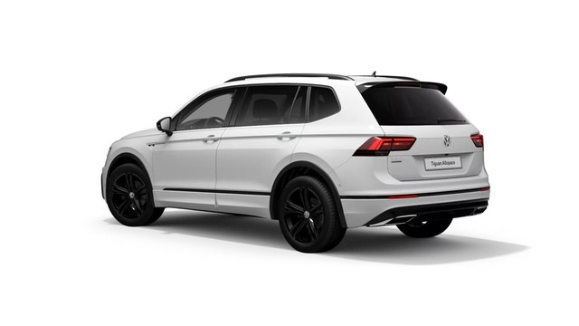 Volkswagen Tiguan Allspace 1.5 R-LINE BLACK STYLE PANO LM19