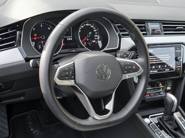 Volkswagen Passat Variant 1.5 BUSINESS ACC LED ALU NAVI