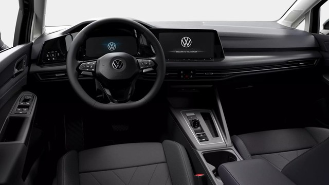 Volkswagen Golf VIII 1.5 eTSI STYLE PANO NAVI MATRIX ALU17"