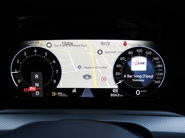 Volkswagen Golf VIII 1.0 eTSI MOVE ACC ALU NAVI SITZHEIZUNG