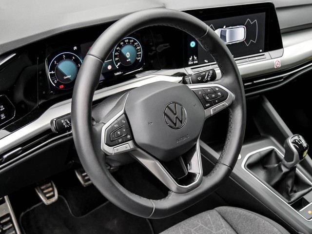 Volkswagen Golf VIII 1.5 MOVE ACC ALU LED NAVI SITZHEIZUNG