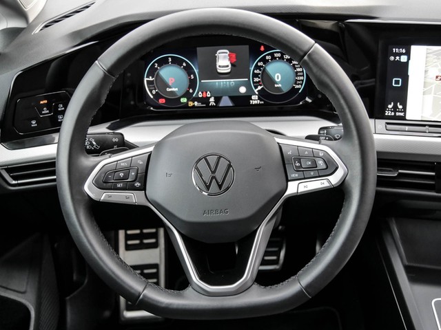 Volkswagen Golf VIII 2.0 MOVE CAM ACC ALU NAVI SITZHEIZUNG