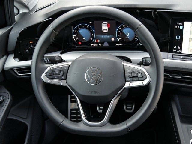 Volkswagen Golf VIII 1.5 MOVE ACC LED ALU NAVI SITZHEIZUNG