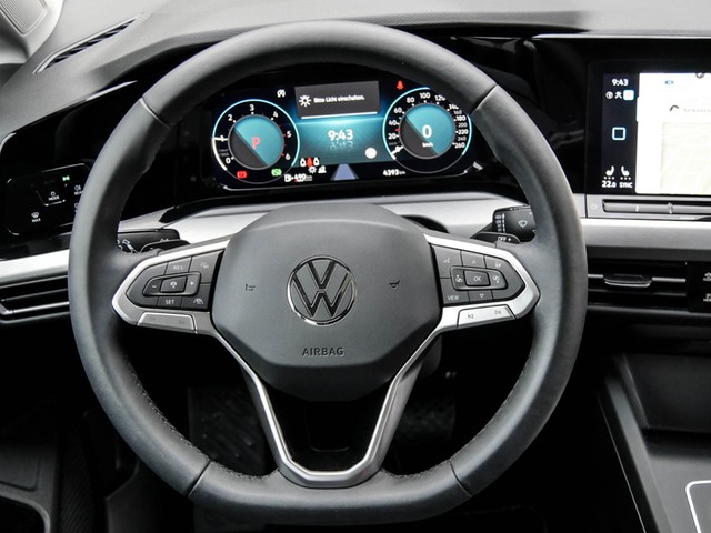 Volkswagen Golf VIII 2.0 LIFE PANO CAM ACC ALU NAVI SITZHZ.