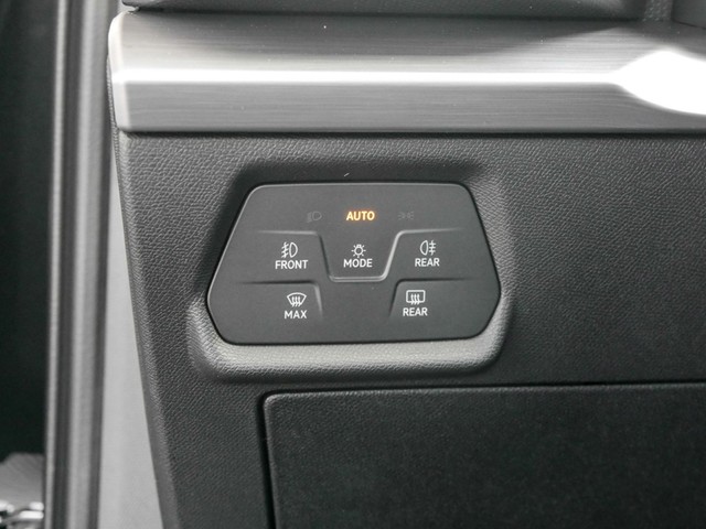 Seat Leon ST 2.0 FR DSG NAV ACC AHK-Vorb. PDC SHZ RFK