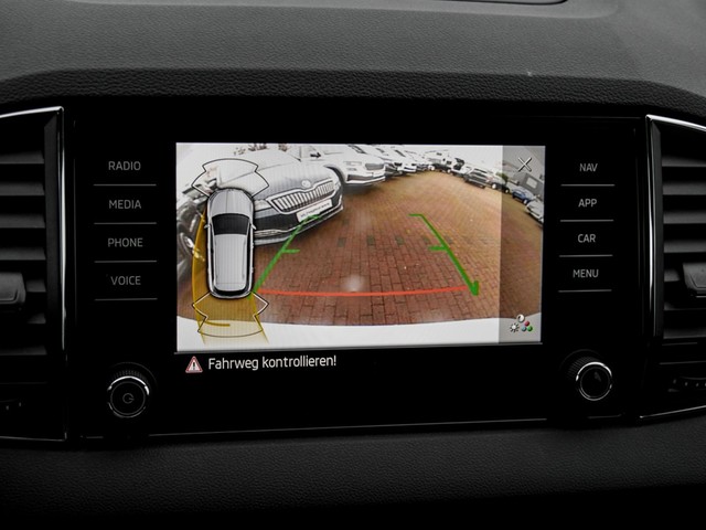 Skoda Karoq 1.5 SELECTION CAM LM17 NAVI SITZHEIZUNG