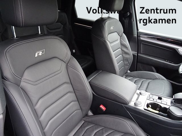 Volkswagen Touareg V6 R-LINE BLACK STYLE PANO AHK CAM LM21