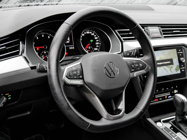 Volkswagen Passat Variant 1.5 BUSINESS ACC LED ALU NAVI