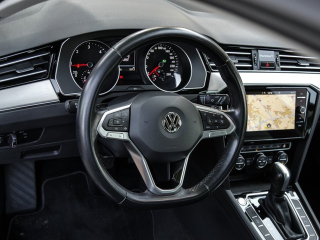 Volkswagen Passat Variant 2.0 ELEGANCE CAM ACC LM17 NAVI