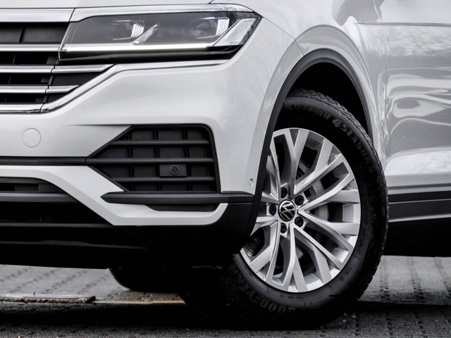 Volkswagen Touareg V6 AHK CAM ACC E-KLAPPE NAVI SITZHEIZUNG