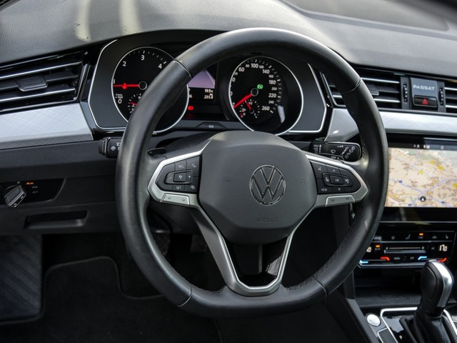 Volkswagen Passat Variant 2.0 BUSINESS AHK CAM LED ALU NAVI