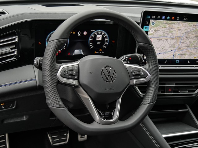 Volkswagen Tiguan 2.0 TDI R-LINE DSG NAVIPRO HARMANKARDON