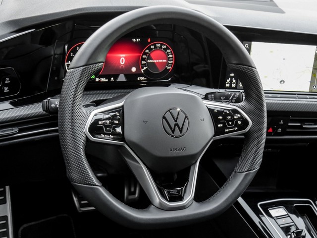 Volkswagen Golf VIII 1.5 eTSI R-LINE LED+ KAMERA NAVI SITZHEIZ.