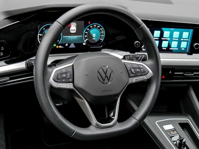 Volkswagen Golf VIII 2.0 LIFE LED ALU CARPLAY/ANDROIDAUTO