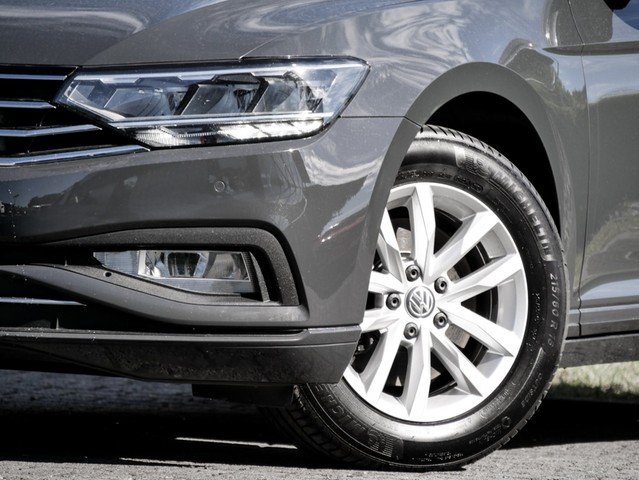 Volkswagen Passat Variant 2.0 BUSINESS KAMERA ACC ALU NAVI