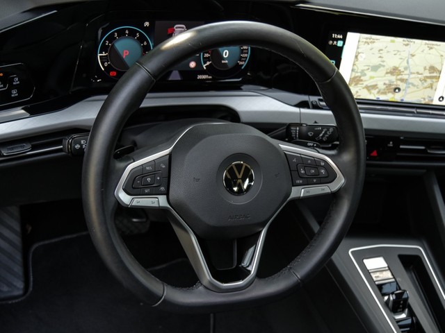 Volkswagen Golf VIII 1.5 eTSI LIFE LED ALU NAVI SITZHEIZUNG