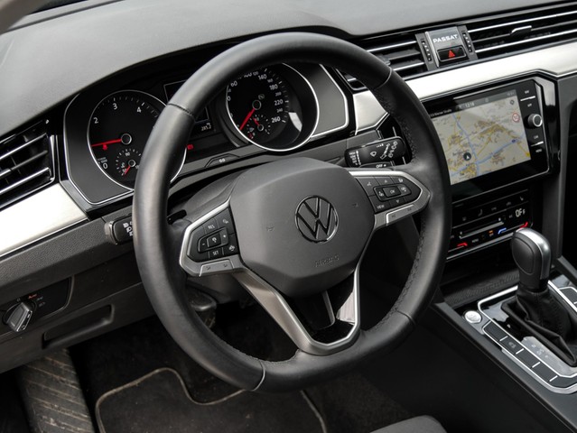 Volkswagen Passat Variant 2.0 ELEGANCE AHK CAM LM17 EKLAPPE