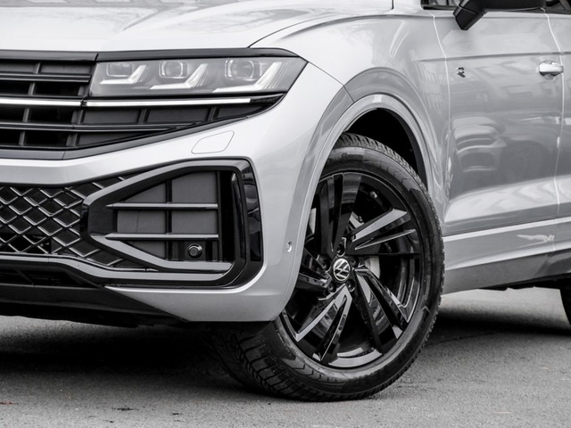 Volkswagen Touareg V6 TDI R-LINE STANDHZG NACHTSICHT LM22