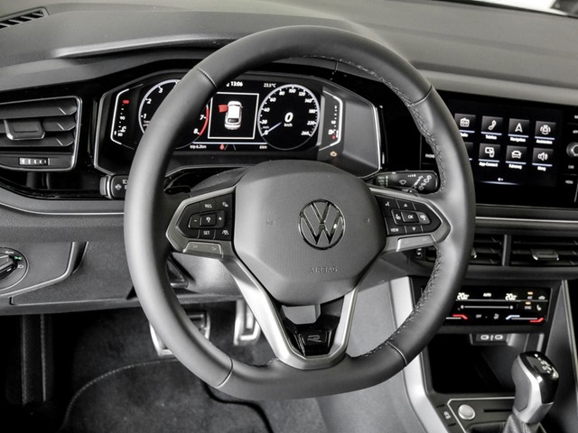 Volkswagen Taigo 1.5 R-LINE DSG NAVI PANO KEYLESS