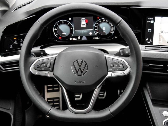 Volkswagen Golf Variant VIII 2.0 MOVE ACC ALU NAVI SITZHEIZ