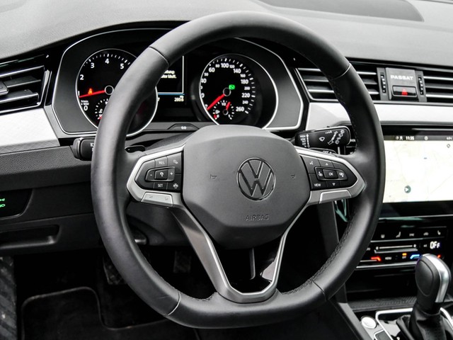 Volkswagen Passat Variant 1.5 BUISNESS ACC ALU NAVI SITZH.