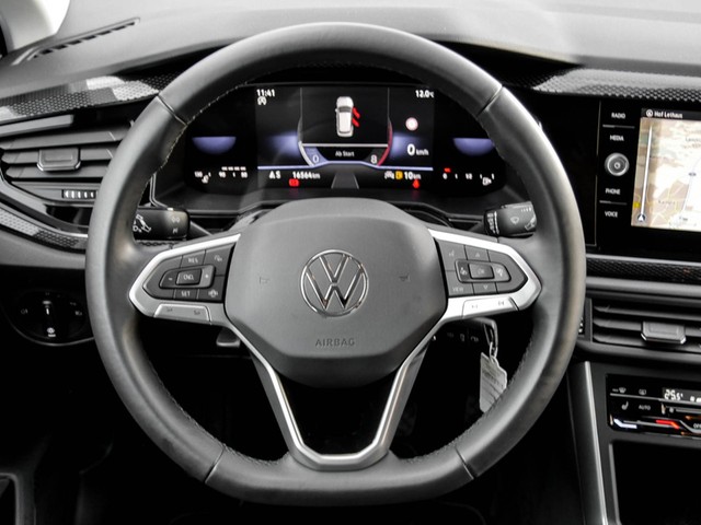 Volkswagen Polo 1.0 LIFE NAVI LED SITZHEIZUNG EINPARKHILFE