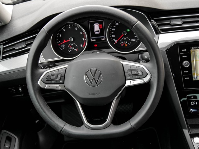 Volkswagen Passat Variant 1.5 BUSINESS ACC LED ALU NAVI