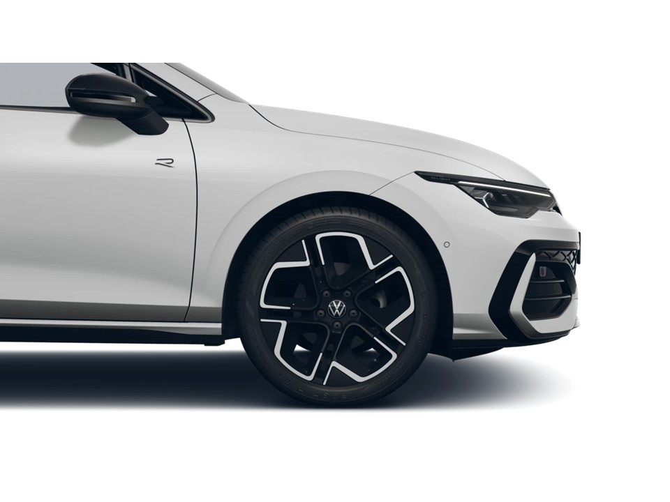 Volkswagen Golf 1.5 R-LINE DSG BLACKSTYLE PANO MATRIXLED