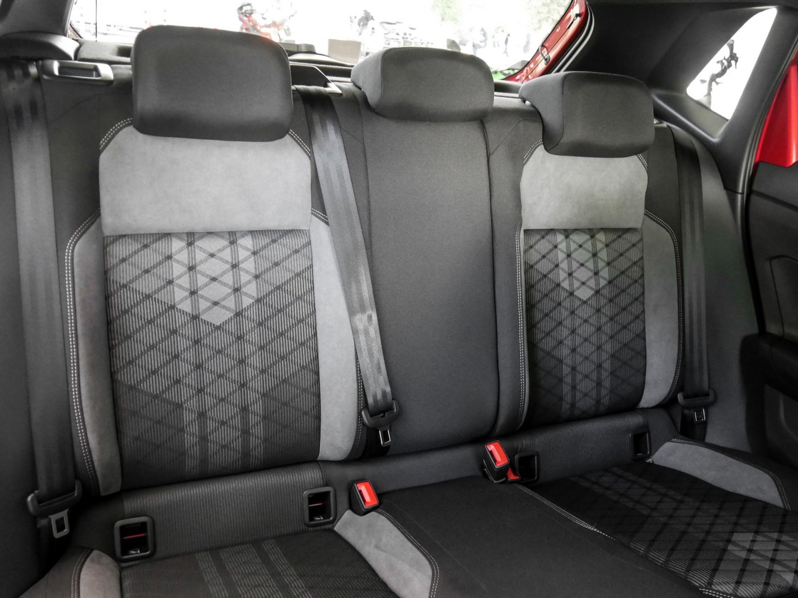 Volkswagen Polo 1.0 R-LINE DSG NAVI CAM SITZHZG MATRIXLED